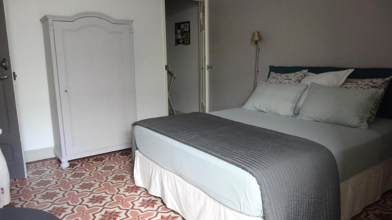 Chambre Cote Jardin Nimes Bagian luar foto