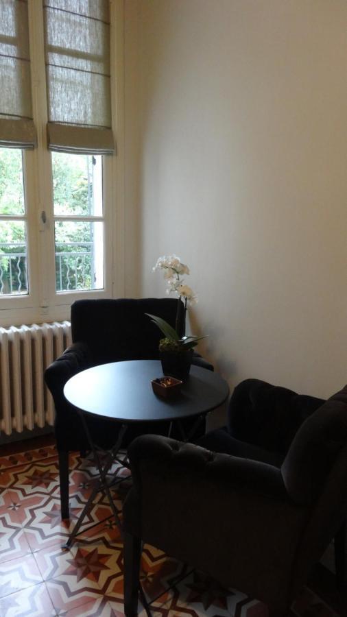 Chambre Cote Jardin Nimes Bagian luar foto