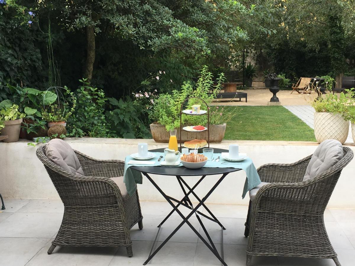 Chambre Cote Jardin Nimes Bagian luar foto