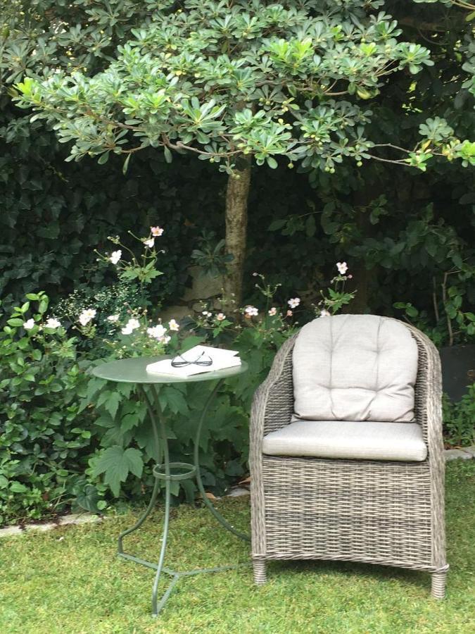 Chambre Cote Jardin Nimes Bagian luar foto